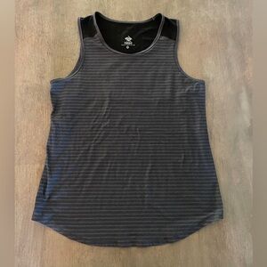 Rabbit Tank. Size Small.